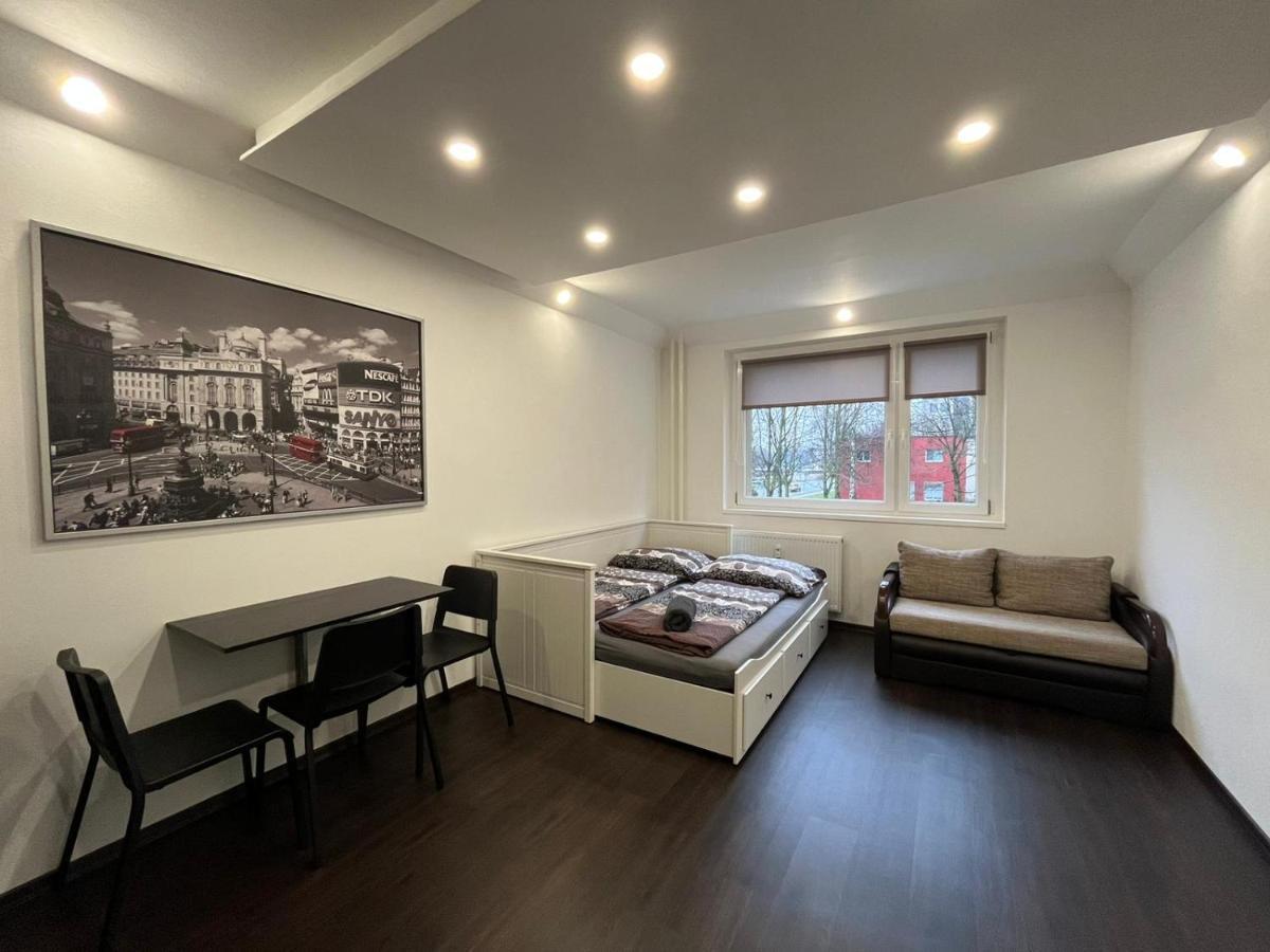 Apartment Charkovska Κάρλοβι Βάρι Εξωτερικό φωτογραφία